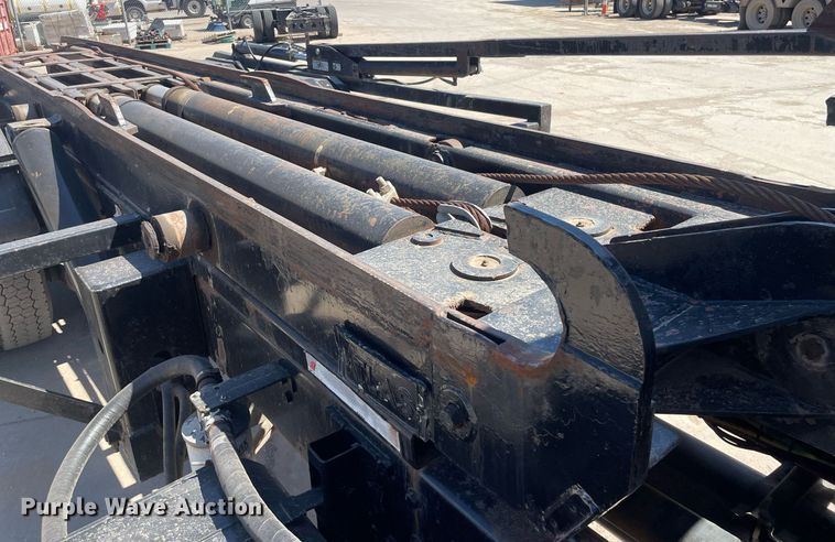 image for item MY9244 2007 Freightliner Business Class M2  roll-off container truck