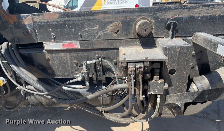 image for item MY9244 2007 Freightliner Business Class M2  roll-off container truck