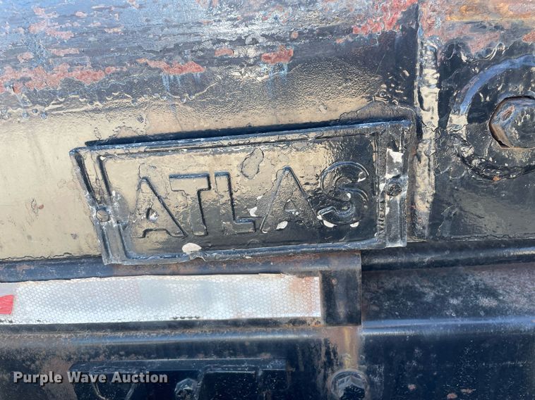 image for item MY9244 2007 Freightliner Business Class M2  roll-off container truck