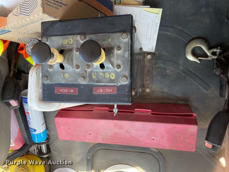 image for item MY9244 2007 Freightliner Business Class M2  roll-off container truck