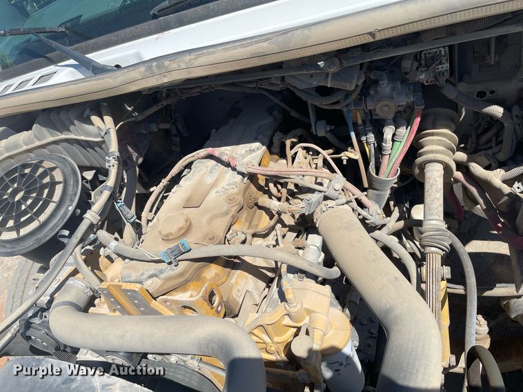 image for item MY9244 2007 Freightliner Business Class M2  roll-off container truck