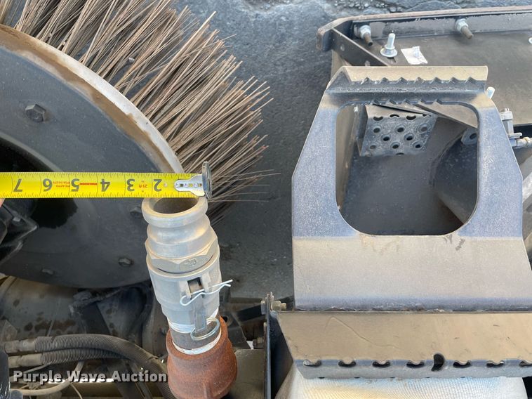 image for item MY9245 2011 International 4300  street sweeper truck