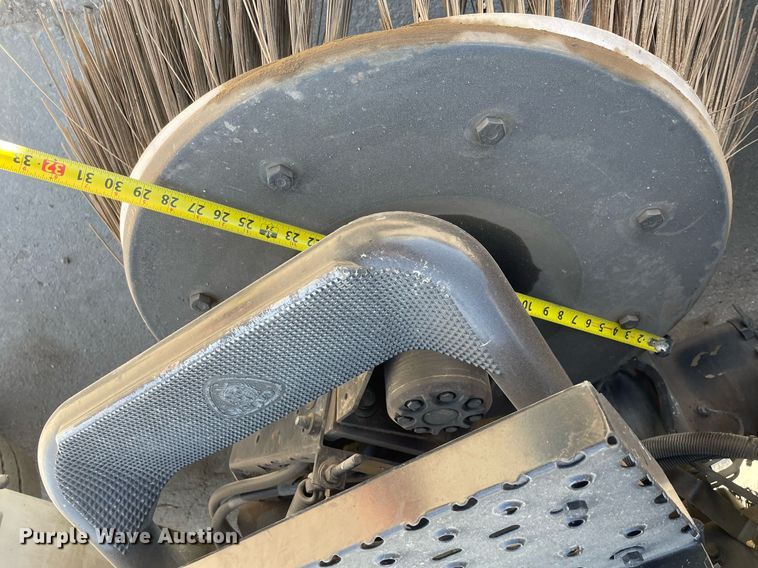 image for item MY9245 2011 International 4300  street sweeper truck