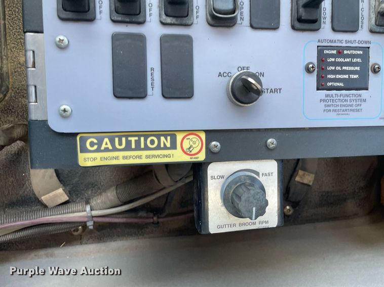 image for item MY9245 2011 International 4300  street sweeper truck