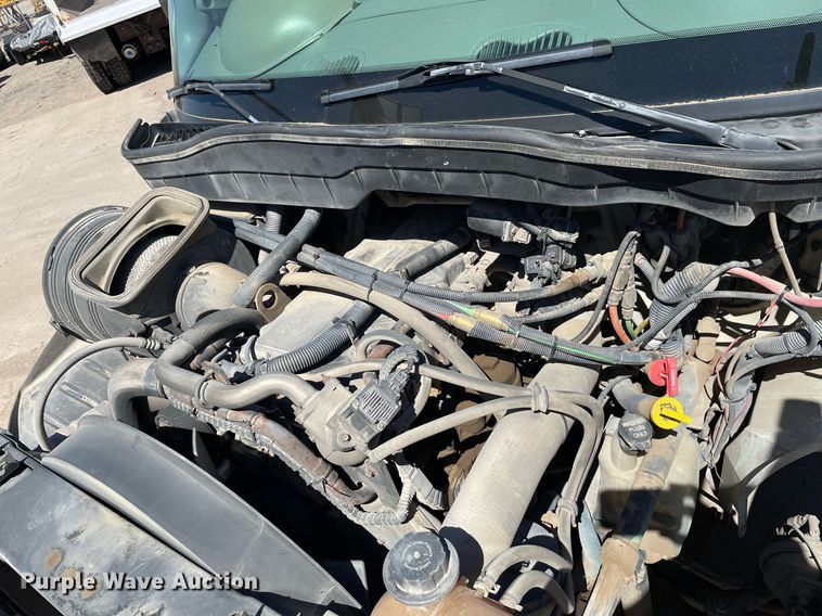 image for item MY9245 2011 International 4300  street sweeper truck