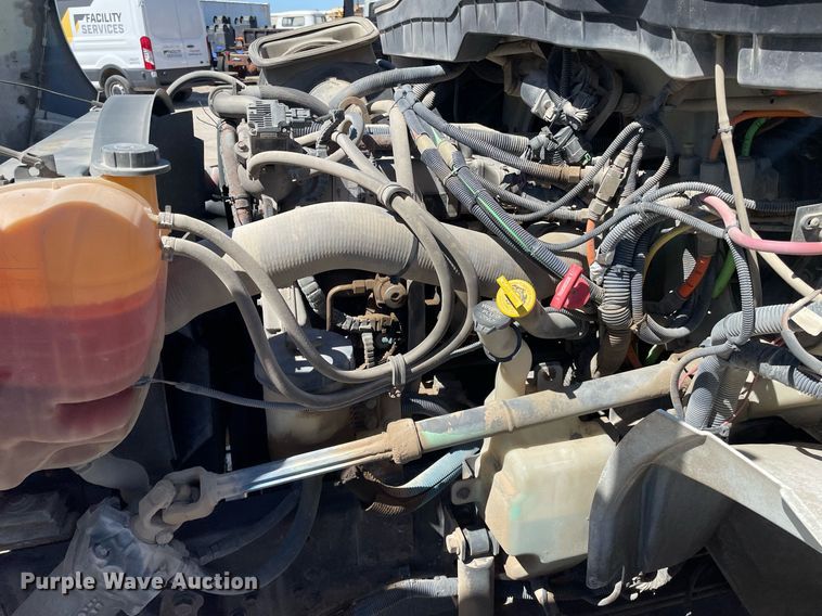 image for item MY9245 2011 International 4300  street sweeper truck