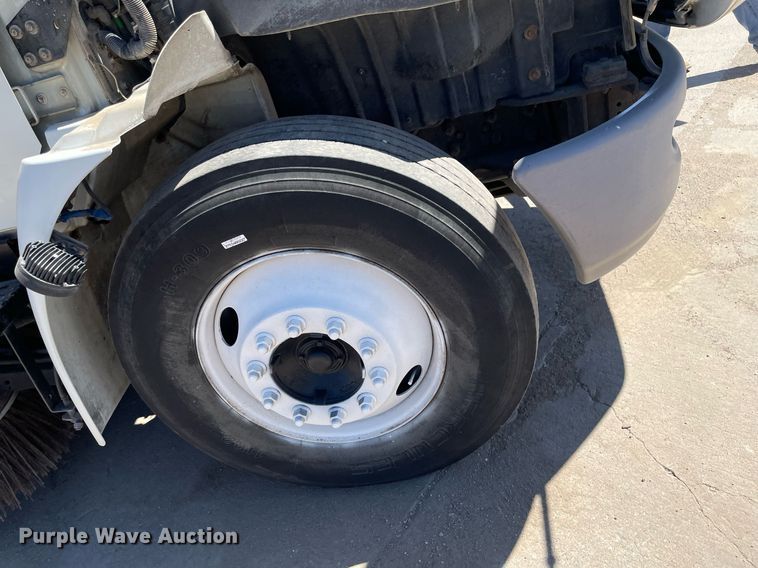 image for item MY9245 2011 International 4300  street sweeper truck