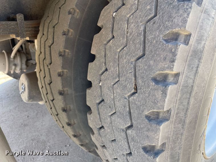 image for item MY9245 2011 International 4300  street sweeper truck