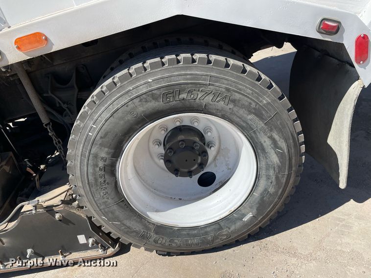 image for item MY9245 2011 International 4300  street sweeper truck