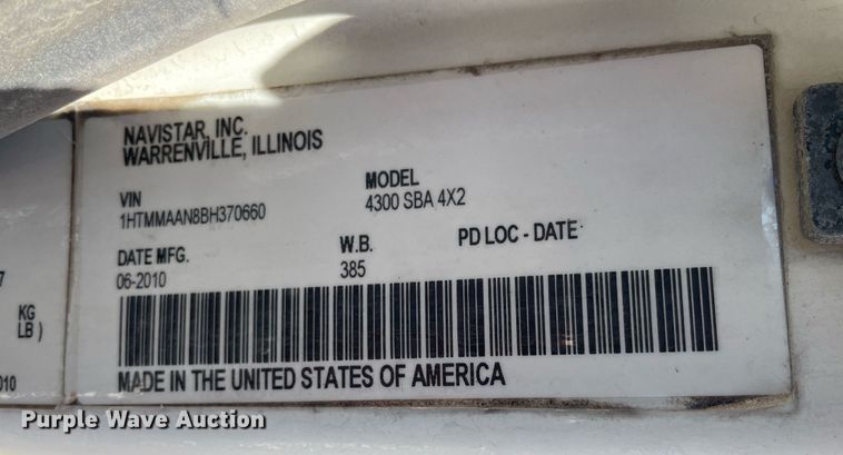 image for item MY9245 2011 International 4300  street sweeper truck