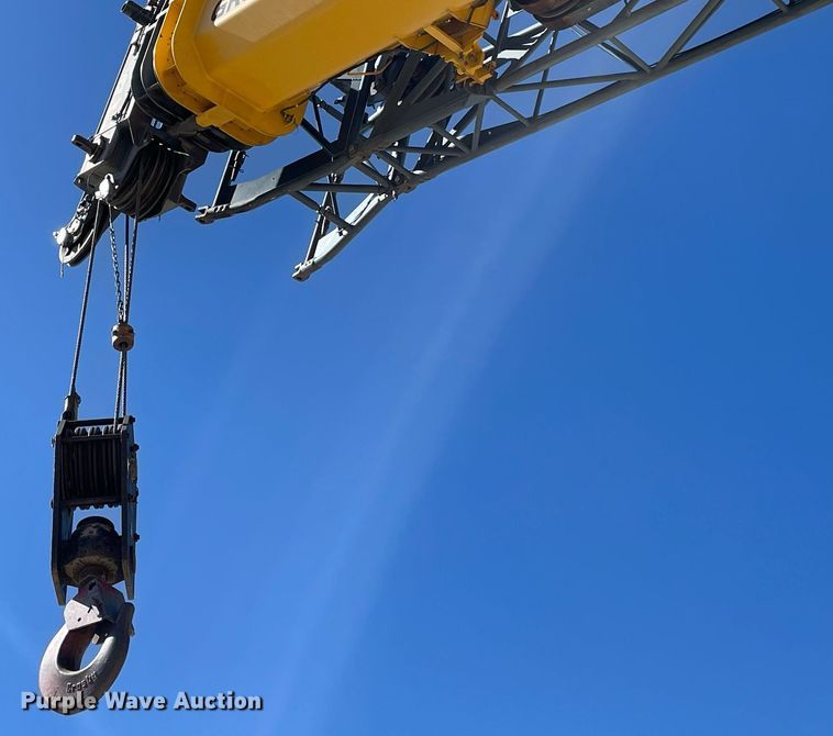 image for item MY9248 2007 Grove RT875E  crane