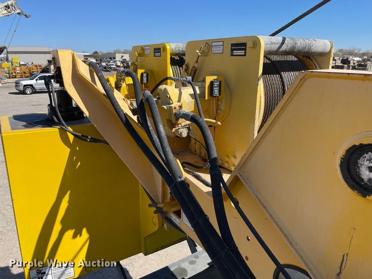 image for item MY9248 2007 Grove RT875E  crane