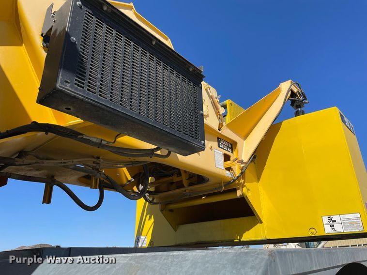 image for item MY9248 2007 Grove RT875E  crane