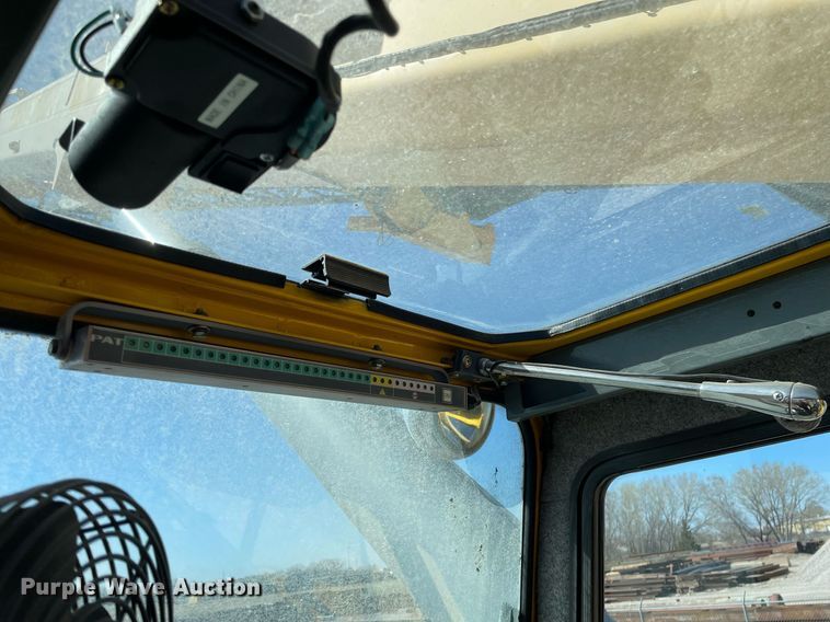 image for item MY9248 2007 Grove RT875E  crane