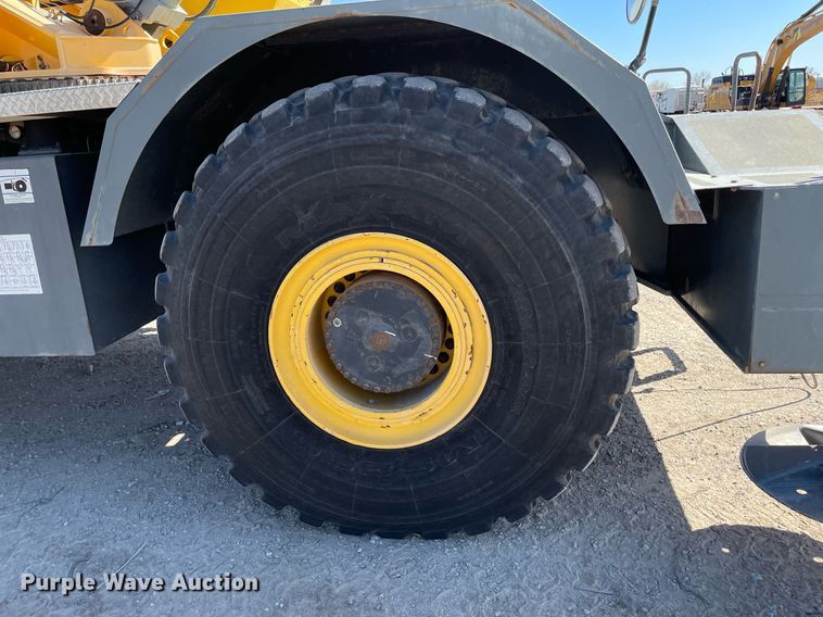 image for item MY9248 2007 Grove RT875E  crane