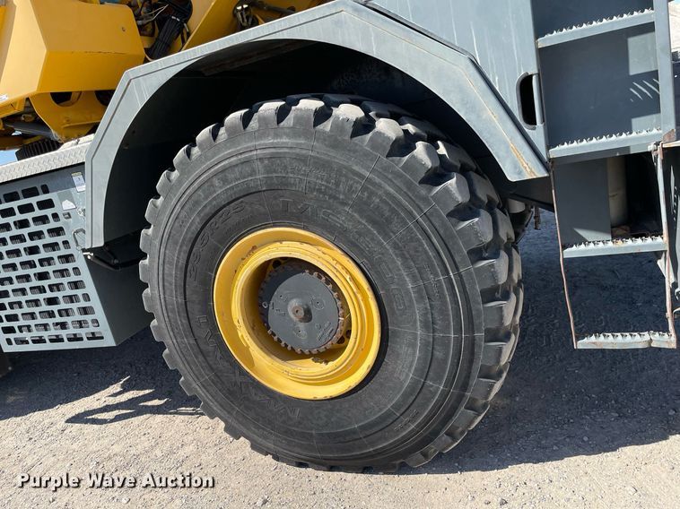 image for item MY9248 2007 Grove RT875E  crane