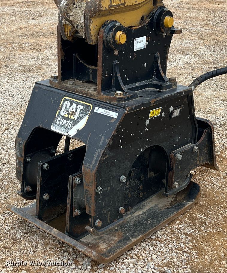 image for item MY9554 2015 Caterpillar CVP75  excavator plate compactor