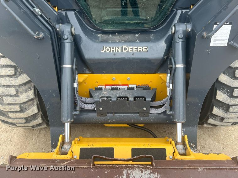 image for item MY9556 2021 John Deere 320G  skid steer loader