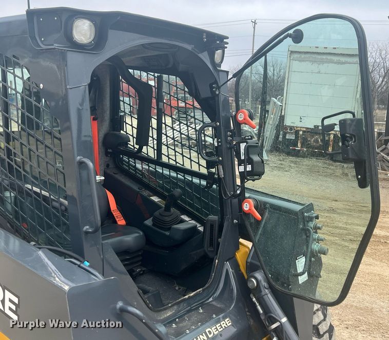 image for item MY9556 2021 John Deere 320G  skid steer loader