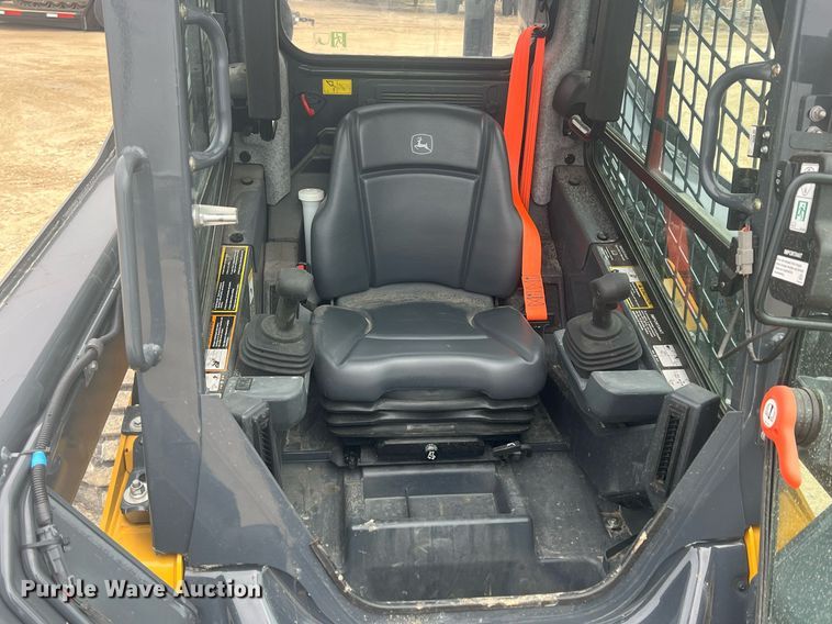 image for item MY9556 2021 John Deere 320G  skid steer loader