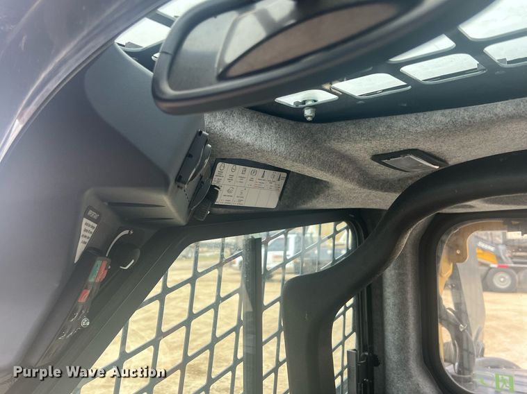 image for item MY9556 2021 John Deere 320G  skid steer loader