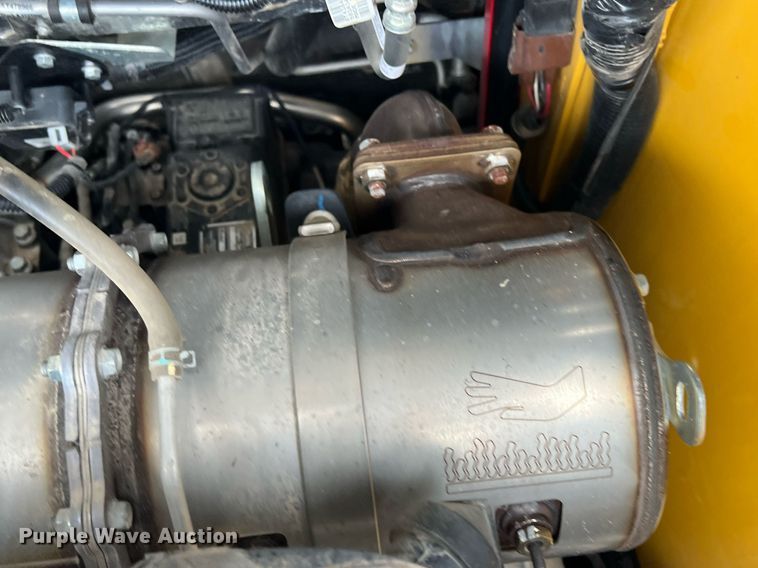 image for item MY9556 2021 John Deere 320G  skid steer loader