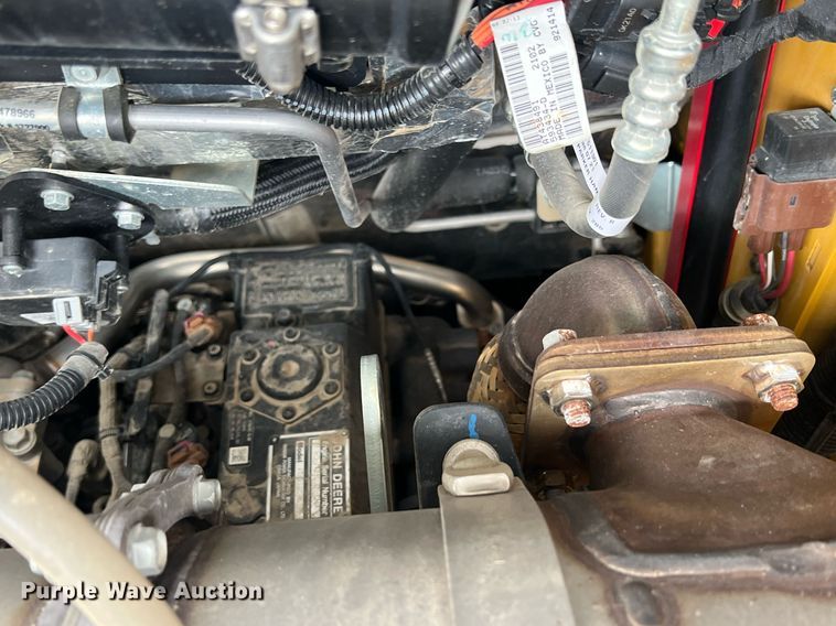 image for item MY9556 2021 John Deere 320G  skid steer loader