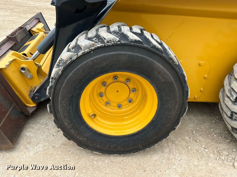 image for item MY9556 2021 John Deere 320G  skid steer loader