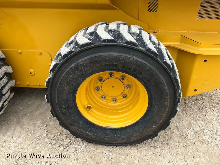 image for item MY9556 2021 John Deere 320G  skid steer loader