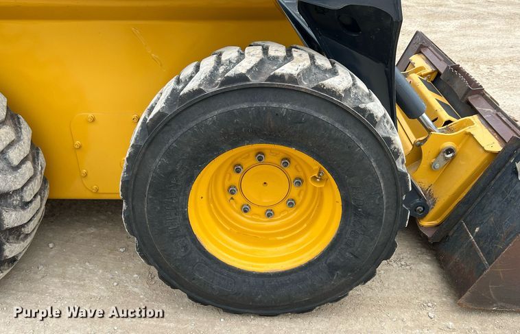 image for item MY9556 2021 John Deere 320G  skid steer loader