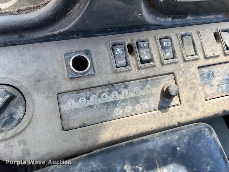 image for item MY9570 1999 Komatsu PC300LC  excavator