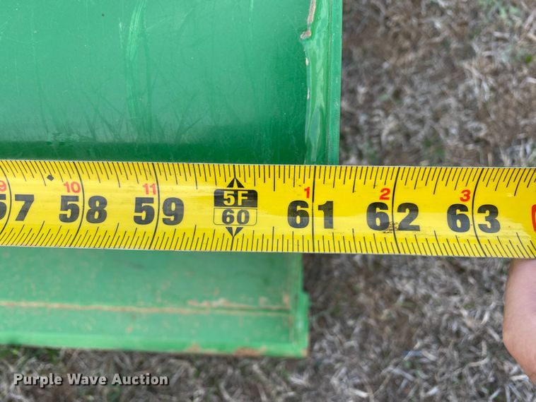 image for item DL7093 2017 John Deere 3032E  MFWD tractor