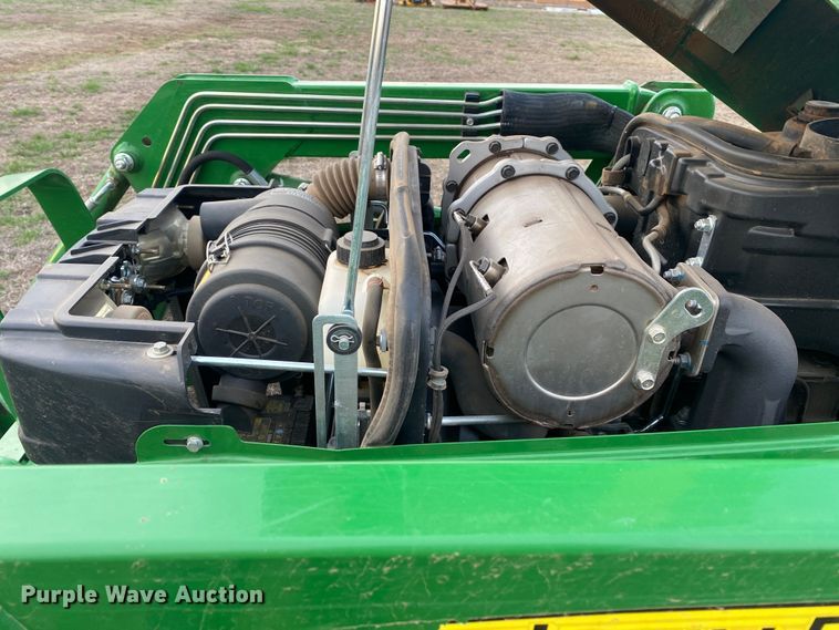 image for item DL7093 2017 John Deere 3032E  MFWD tractor