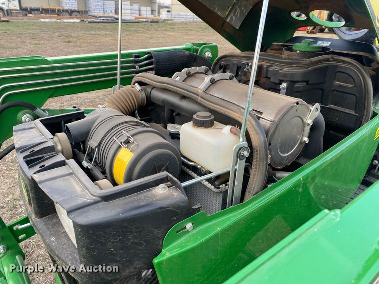 image for item DL7093 2017 John Deere 3032E  MFWD tractor