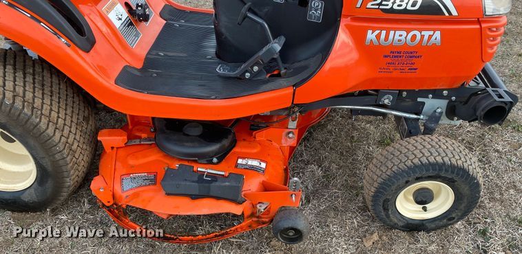 image for item DL7094 2016 Kubota T2380  lawn mower