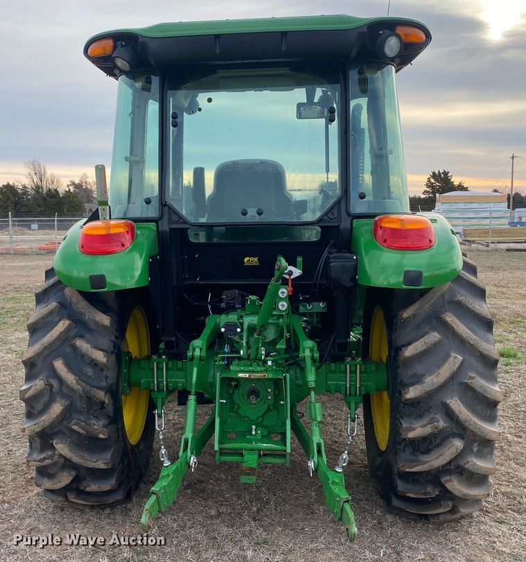 image for item DL7095 2017 John Deere 5065E  MFWD tractor