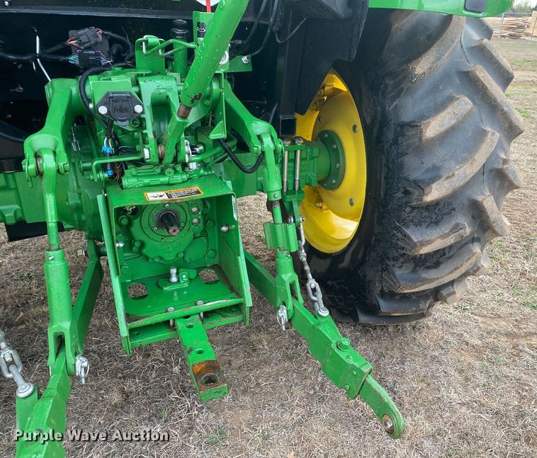 image for item DL7095 2017 John Deere 5065E  MFWD tractor