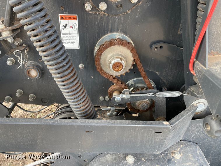 image for item DL7096 2015 Kubota BV4160 round baler