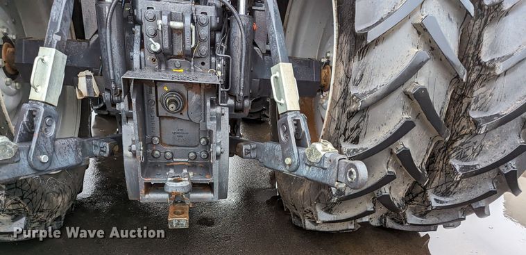 image for item LF9719 2014 McCormick TTX230  MFWD tractor