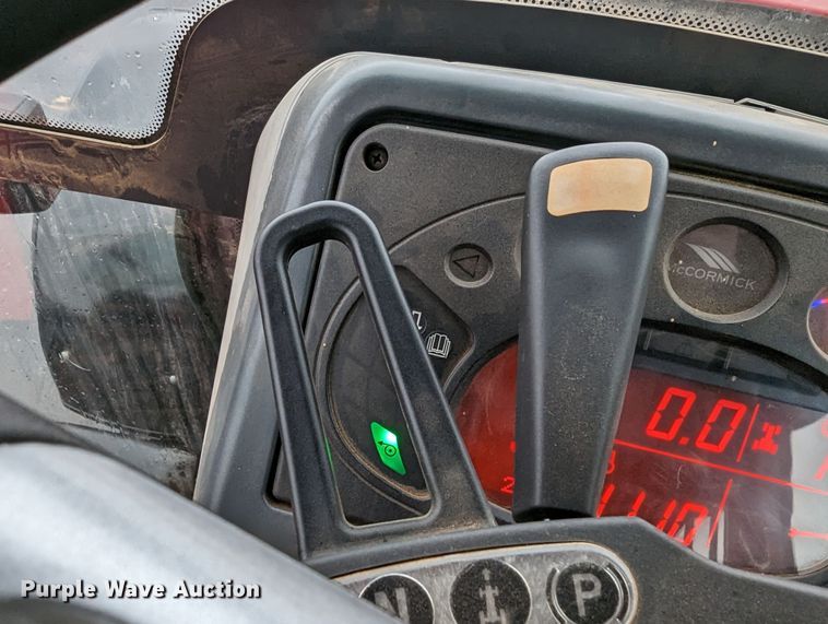 image for item LF9719 2014 McCormick TTX230  MFWD tractor