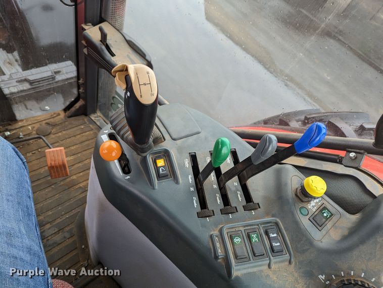 image for item LF9719 2014 McCormick TTX230  MFWD tractor