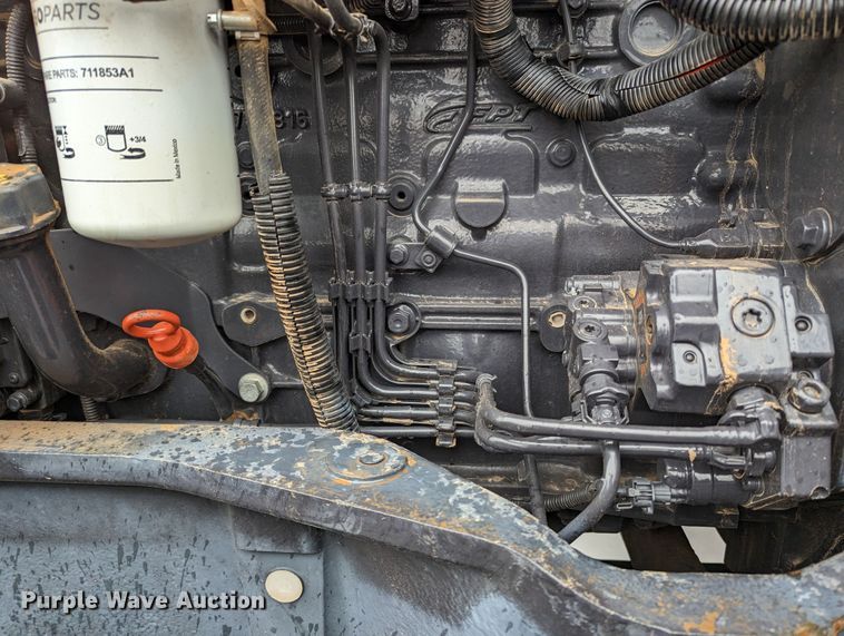 image for item LF9719 2014 McCormick TTX230  MFWD tractor