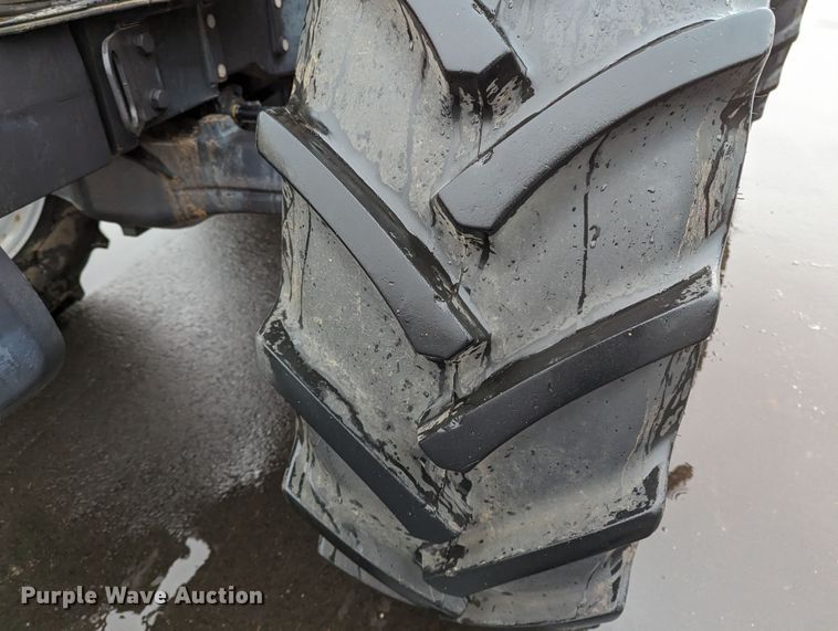 image for item LF9719 2014 McCormick TTX230  MFWD tractor