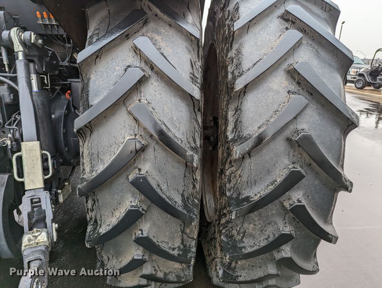 image for item LF9719 2014 McCormick TTX230  MFWD tractor