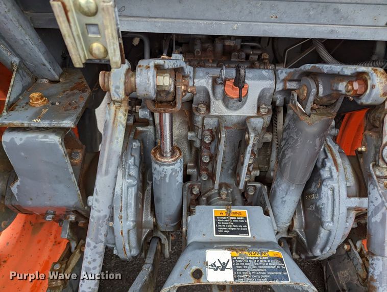 image for item LF9721 2003 Kubota L5030D  MFWD tractor