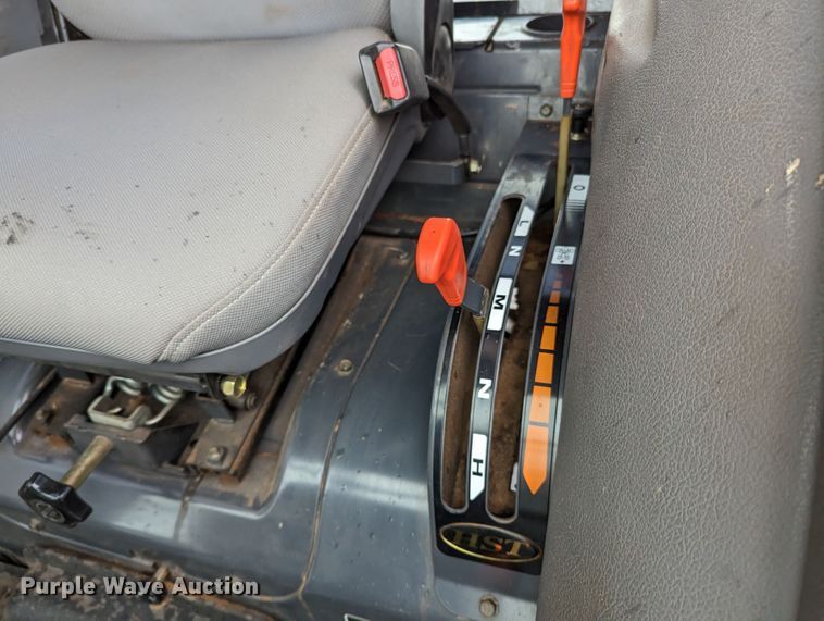 image for item LF9721 2003 Kubota L5030D  MFWD tractor