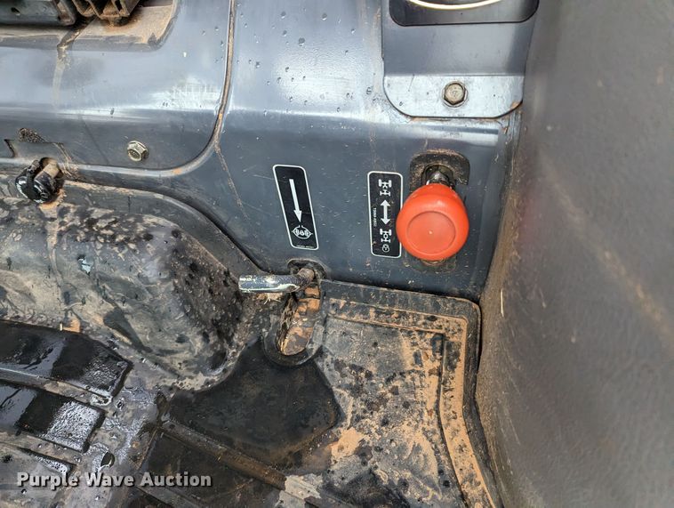 image for item LF9721 2003 Kubota L5030D  MFWD tractor