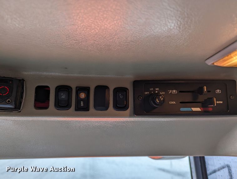 image for item LF9721 2003 Kubota L5030D  MFWD tractor