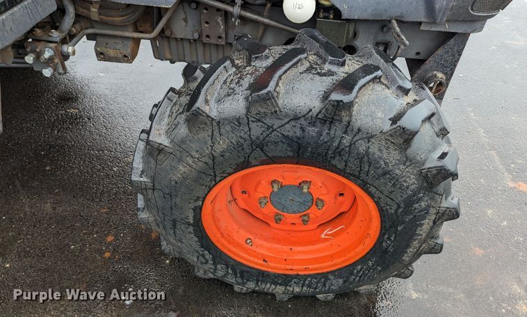 image for item LF9721 2003 Kubota L5030D  MFWD tractor