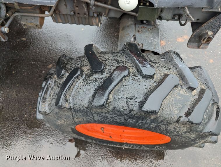 image for item LF9721 2003 Kubota L5030D  MFWD tractor